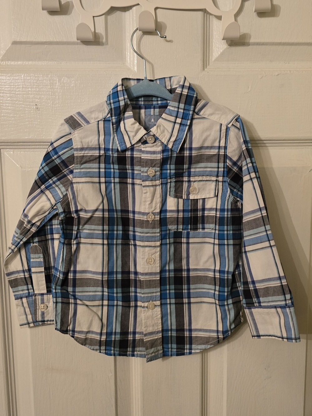 GAP Blue and White Plaid Button-Down Shirt
